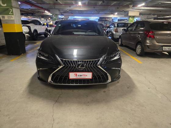 LEXUS ES 300h 2.5 16V HÍBRIDO LUXURY CVT LEXUS ES 300h 2.5 16V HÍBRIDO LUXURY CVT